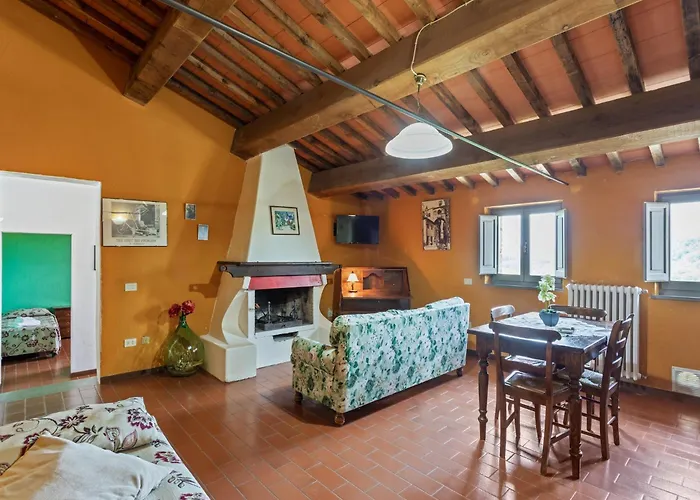 Rustic Holiday Home In Citt Di Castello With Swimming Pool