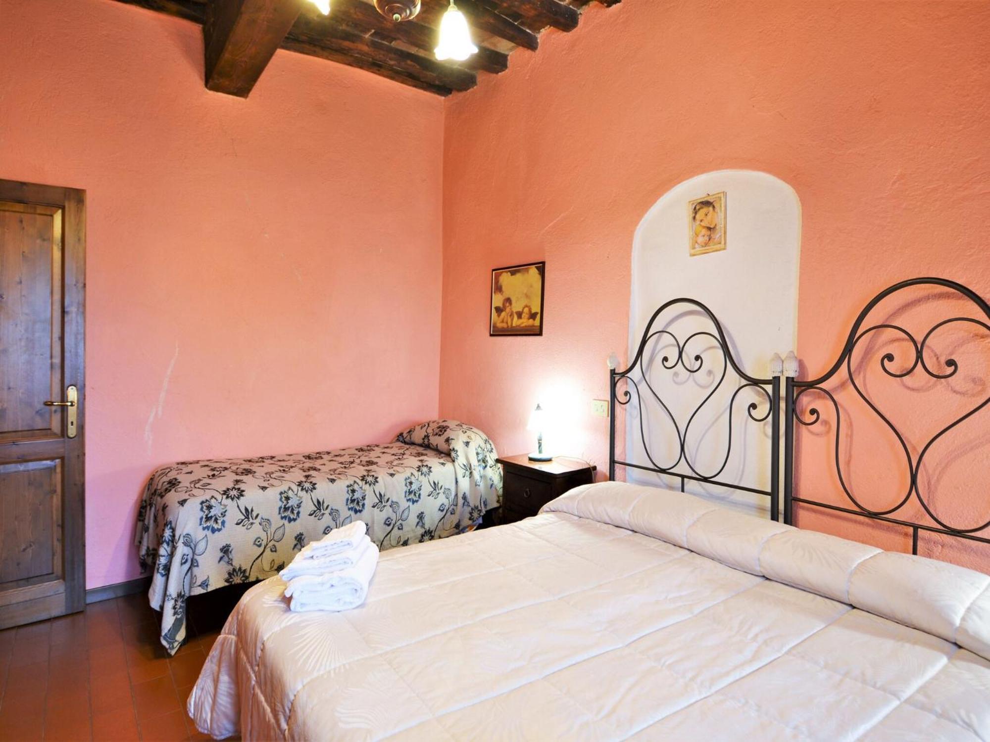 Rustic In Citt Di Castello With Swimming Pool Holiday home